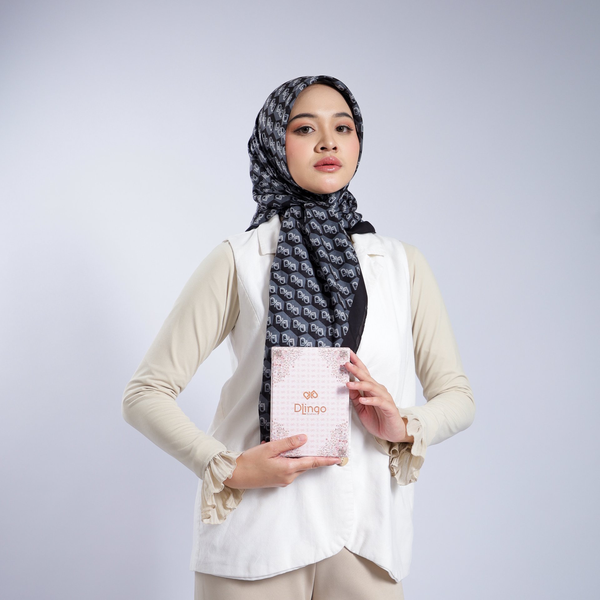 Dlingoscarves